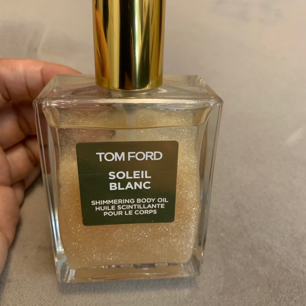 Gold Tom Ford body oil